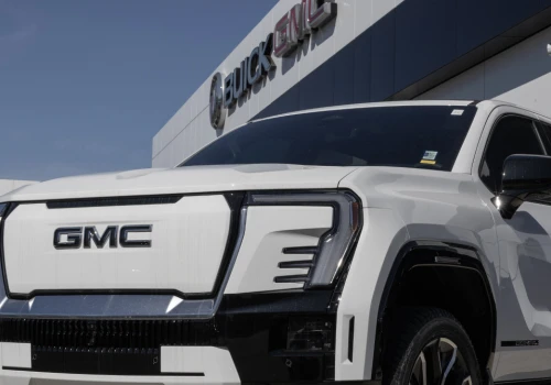 GM i Ford coraz bardziej przypominają telekomy, a nie producentów aut