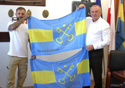 Dawid Dubniak chce zdobyć alpejski czterotysięcznik z flagą Ciechanowca