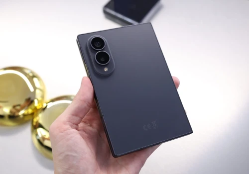 Ten składany Samsung może skraść Twoje serce. Nowe Foldy i Flipy już oficjalnie