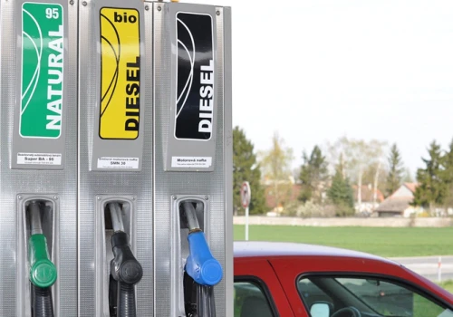 Hurtowe ceny paliw znów w górę. Diesel drożeje najmocniej