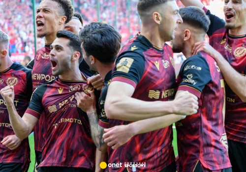 Media: transferowy hit w Ekstraklasie. To jego ściąga Widzew Łódź. Kosztował fortunę