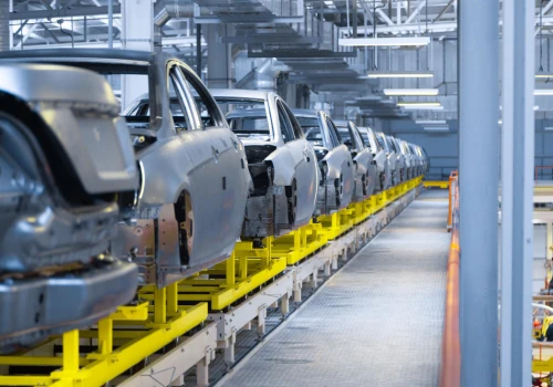 Automotive pod presją kosztów i Chin. Firmy szukają klientów, a pieniądze grzęzną w fakturach