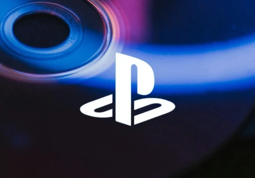 Jak długo przetrwają płyty z grami na PS5 i PS4? To badanie daje odpowiedź