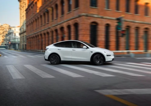 Auta elektryczne kupowane w Niemczech chętniej niż hybrydy czy modele tylko-spalinowe. Pierwszy raz w historii
