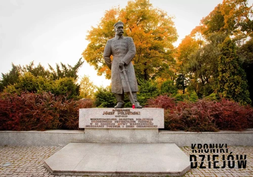 Młody Piłsudski szykował zamach razem z bratem Lenina. 20 lat później walczyli o losy Europy
