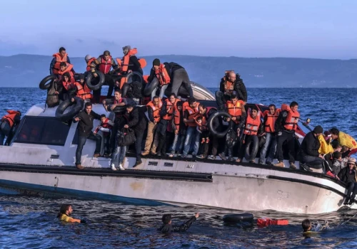 25 dni dryfowali po oceanie. Tragiczny finał podróży migrantów