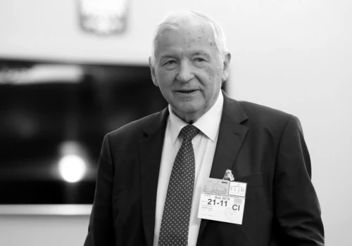 Nie żyje prof. Stanisław Gomułka. Były wiceminister finansów miał 85 lat