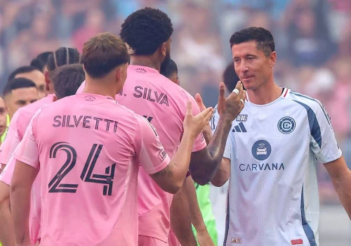 Pierwsze koty za płoty! Tak wyglądał debiut Lewandowskiego w MLS (ZDJĘCIA)