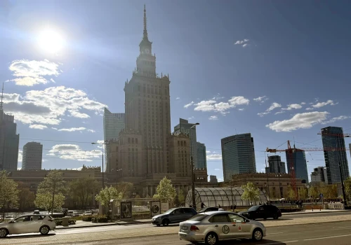 Święto Policji sparaliżuje centrum Warszawy. Będą objazdy i zmiany w komunikacji miejskiej
