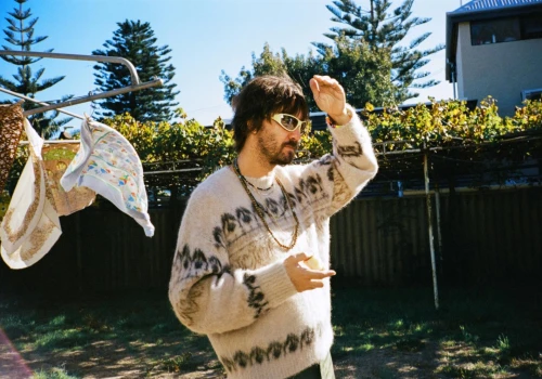 Deadbeat – intensywne, psychodeliczno-klubowe eksploracje. Tame Impala i jego hit „Dracula”