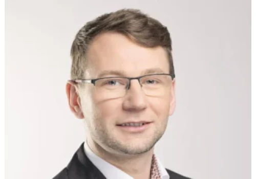 Dlaczego EUR/USD nie spada, skoro FED podnosi stopy? Odpowiedź zaskoczy inwestorów