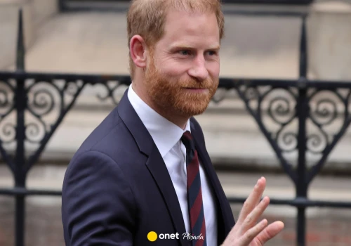 Harry stawia na pojednanie z rodziną królewską. 