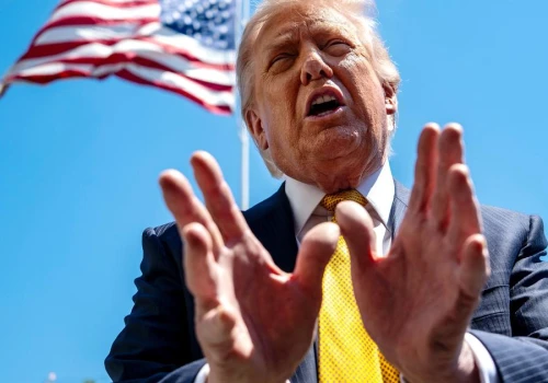 Trump: rozważam potężny atak na Iran, jestem bliski podjęcia decyzji