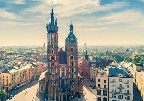 Zagraniczni turyści pokochali Polskę. Najwięcej przyjeżdża Niemców
