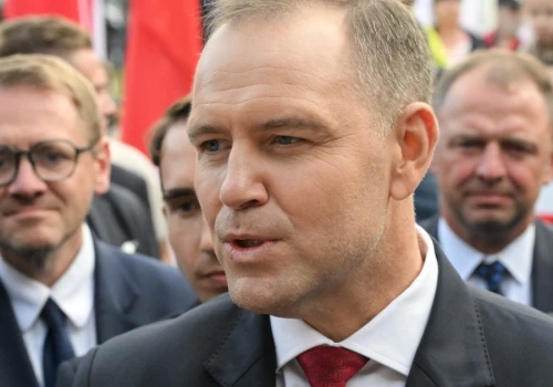Drugi wniosek o referendum w sprawie Zielonego Ładu. Prezydent zmienił pytanie