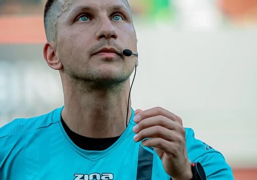 PKO Ekstraklasa: znamy sędziów na 1. kolejkę i hit Pogoń Szczecin - Legia Warszawa
