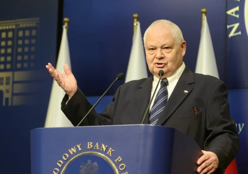Jak Adam Glapiński radzi sobie za rządów Donalda Tuska? 