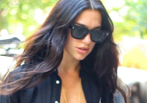 Dua Lipa walczy o miano ikony stylu. Jeden detal skradł całą uwagę