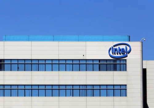 Intel: zwolnienia w Data Center Group