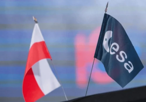 MON zaplanował środki na składkę Polski do ESA