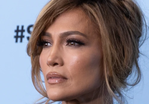 Jennifer Lopez kończy 57 lat! Z tej okazji pokazała zdjęcie w wannie, o którym mówi cały internet!