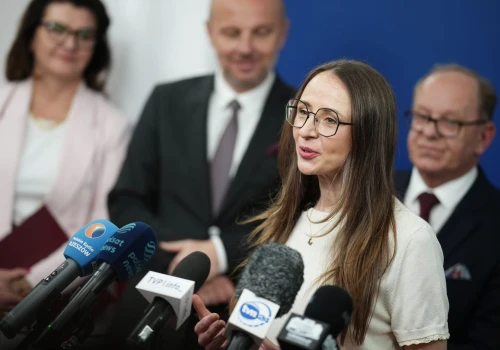 Agnieszka Dziemianowicz-Bąk w Rzeszowie: państwo polskie nie zgadza się na łamanie praw pracowniczych