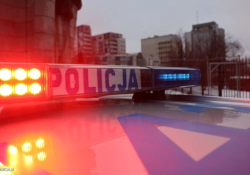 Wjechał w 89-latka na pasach i odjechał. Miał dwa sądowe zakazy. Aresztowany