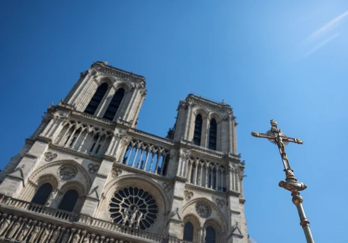 Katedra Notre-Dame w Paryżu: kontrowersyjne witraże zostaną zamontowane jesienią