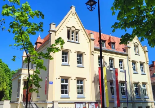 ZĄBKOWICE ŚLĄSKIE. Starostwo szuka pracownika. Ruszył nabór na stanowisko ds. oświaty i wychowania