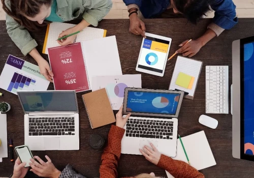 Content marketing w praktyce – budowanie wartości w świecie algorytmów
