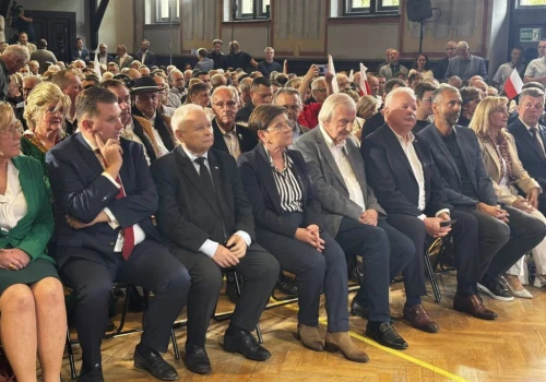 Rozłam w PiS. Kto z Małopolski poparł Morawieckiego, a kto został z Kaczyńskim