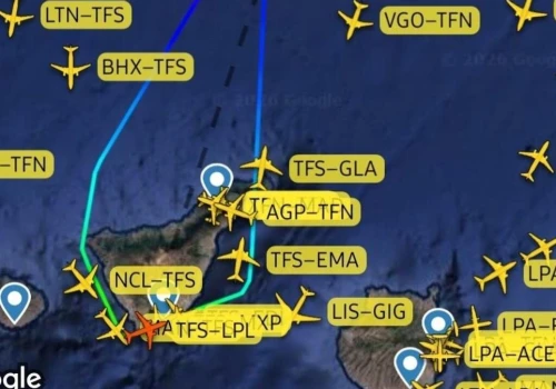 Awaryjne lądowanie easyJet na Teneryfie: bójka na pokładzie zmusiła samolot do powrotu