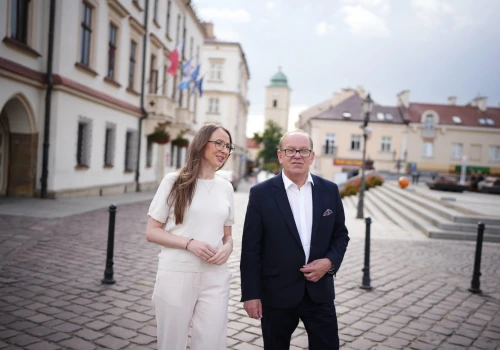 Lewica nawiedziła Rzeszów i Podkarpacie. Od obrony zwalnianych kurierów po zmiany w najmie i ochronie zdrowia