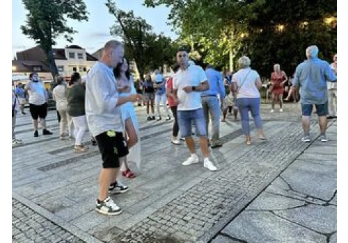 Potańcówka w Bełchatowie, czyli sobotni wieczór będzie roztańczony