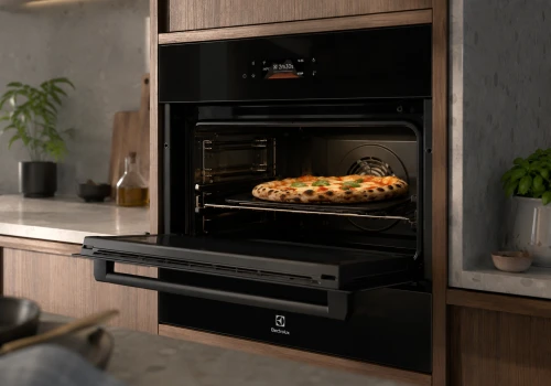 Electrolux z funkcją PizzaExpert. Czy 340°C wystarczy, by upiec pizzę jak w pizzerii?