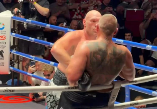 Fury pocałował Wacha w szóstej rundzie. Tak nazwał Polaka po walce