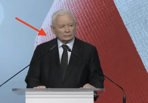 Kaczyński wyszedł do dziennikarzy i… Ekspertka od PR od razu TO zauważyła. „Może sprawiać wrażenie…”