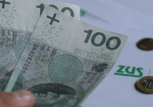 Nawet 380 zł miesięcznie od ZUS bez względu na dochód. Ważne zmiany dla seniorów od 1 marca
