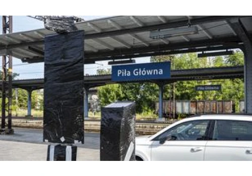 Parking przy dworcu PKP Piła Główna znów bezpłatny. Jest oficjalna odpowiedź kolei