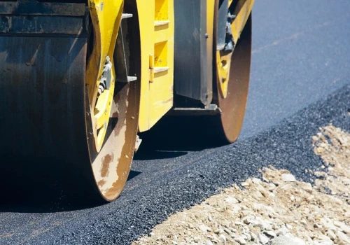 Korczyna i Odrzykoń z nowymi drogami. Powiat krośnieński podpisał umowę na modernizację