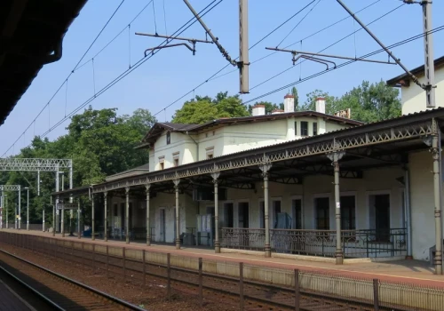 To miasto ma najstarszy czynny dworzec w Polsce. Turyści znowu tu wrócą