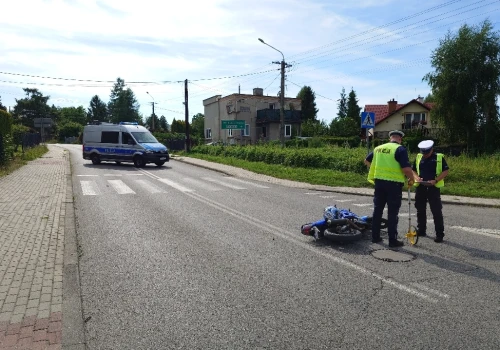Z ostatniej chwili: Czechowice: Zderzenie motocyklisty z autem. Do szpitala odwieziono kierowcę jednośladu