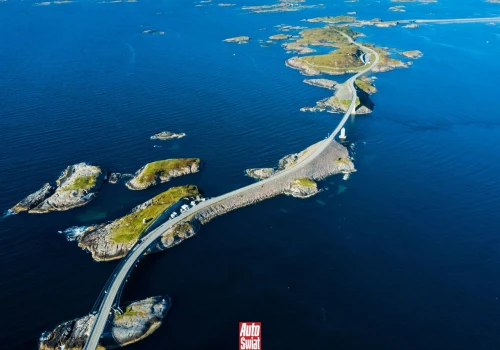 Ten niesamowity widok to norweska konstrukcja stulecia. Osiem mostów na 8 km
