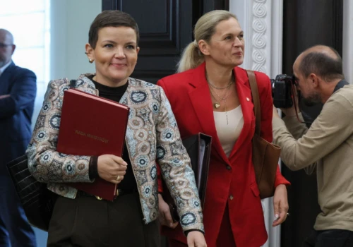 Nauczyciele chcą obiecanych podwyżek. Ale inicjatywa ZNP musi poczekać na projekt MEN