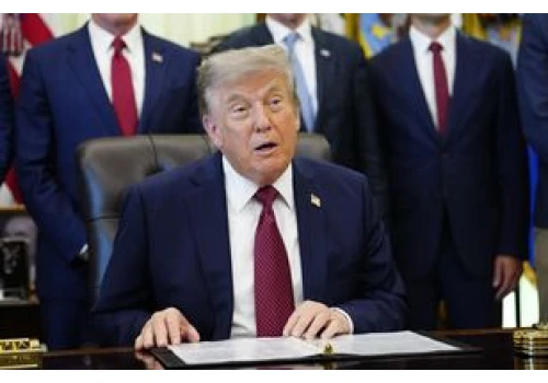 Nagła decyzja Trumpa. Wstrzymał ataki na Iran
