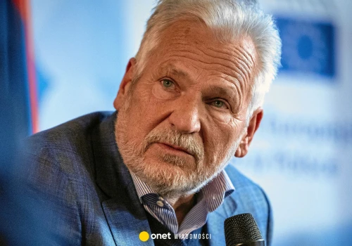 Aleksander Kwaśniewski ma z tym poważny problem. 