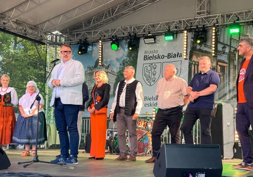 Władze Bielska-Białej odwiedziły Ustkę. Promowały miasto i Beskidy przed tysiącami turystów