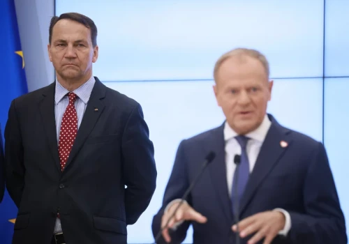 Tusk nie będzie zadowolony. Polacy wskazali, kto z KO powinien zostać premierem