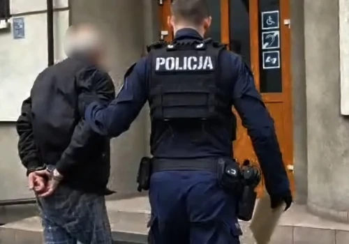 Mężczyzna, który groził sąsiadom w Ochojcu podpaleniem budynku, został skazany na karę więzienia