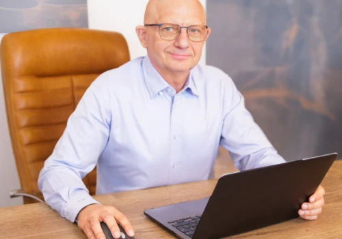 Przełom w chorobie Alzheimera. Polscy naukowcy opracowali innowacyjną terapię